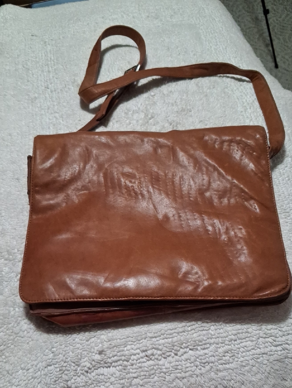 Wilson's Leather Pelle Studio  Messenger Bag - Brown